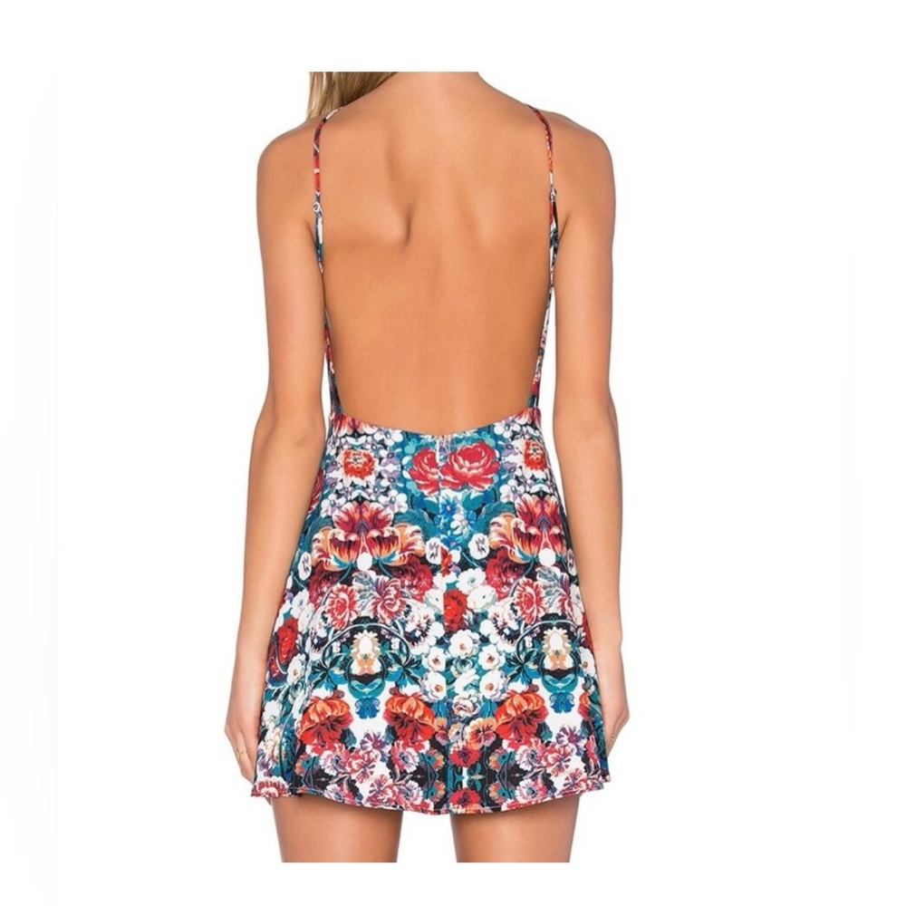 NWT NBD Revolve Back Me Up Mini Backless Dress Dark Floral Small